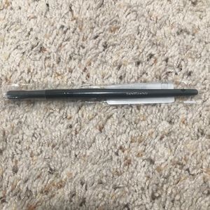 Bare minerals blending brush